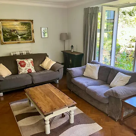 דירה 10 Min Walk To Minster & Station